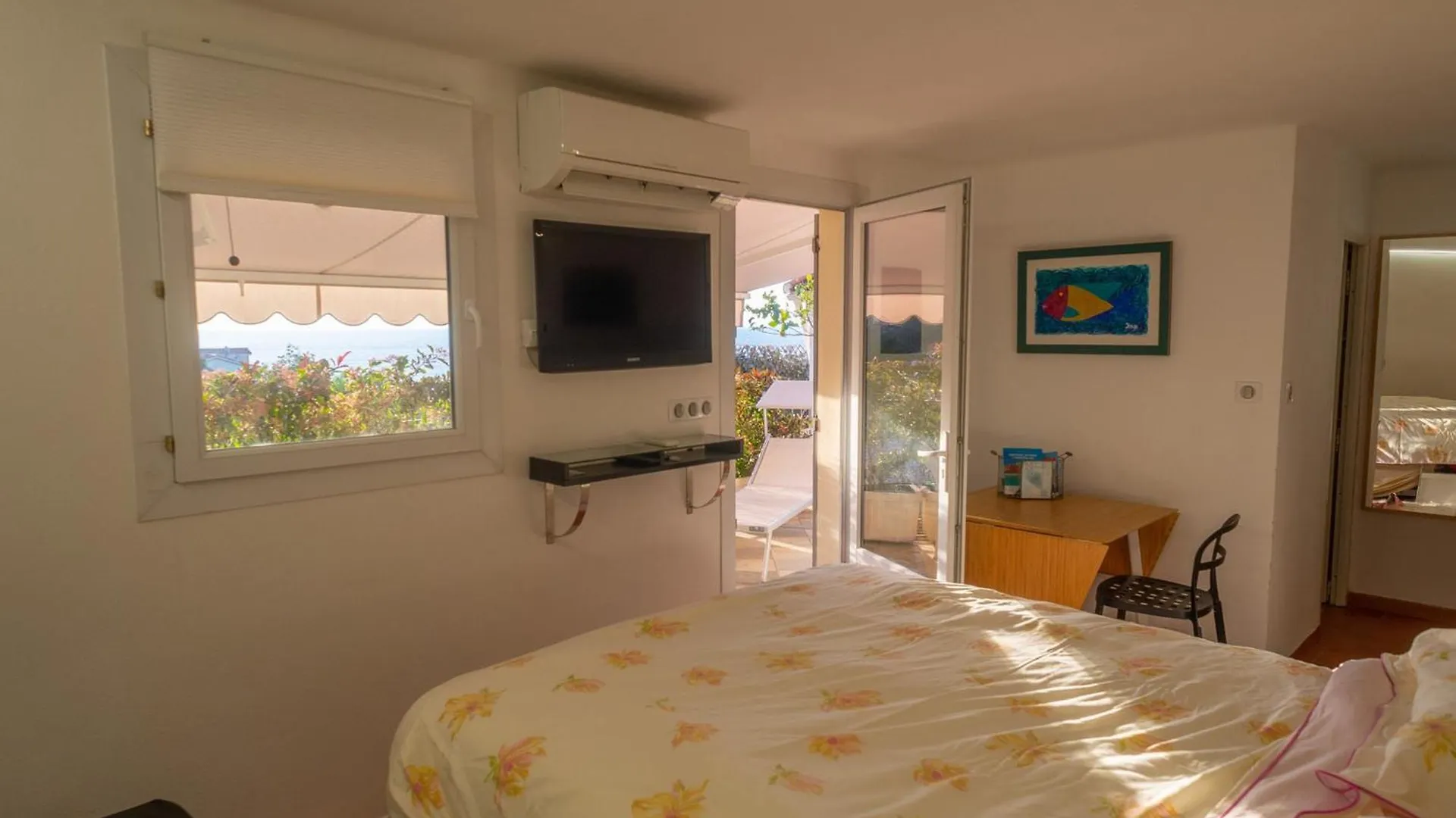 Charmant Studio Renove Avec Terrasse, Climatisation Et Wifi Gratuit - Fr-1-196-166 Menton