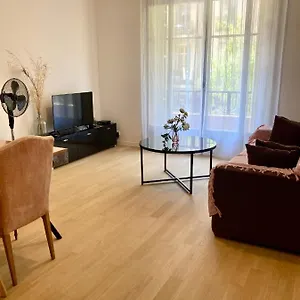 Edouard Vii Apartment