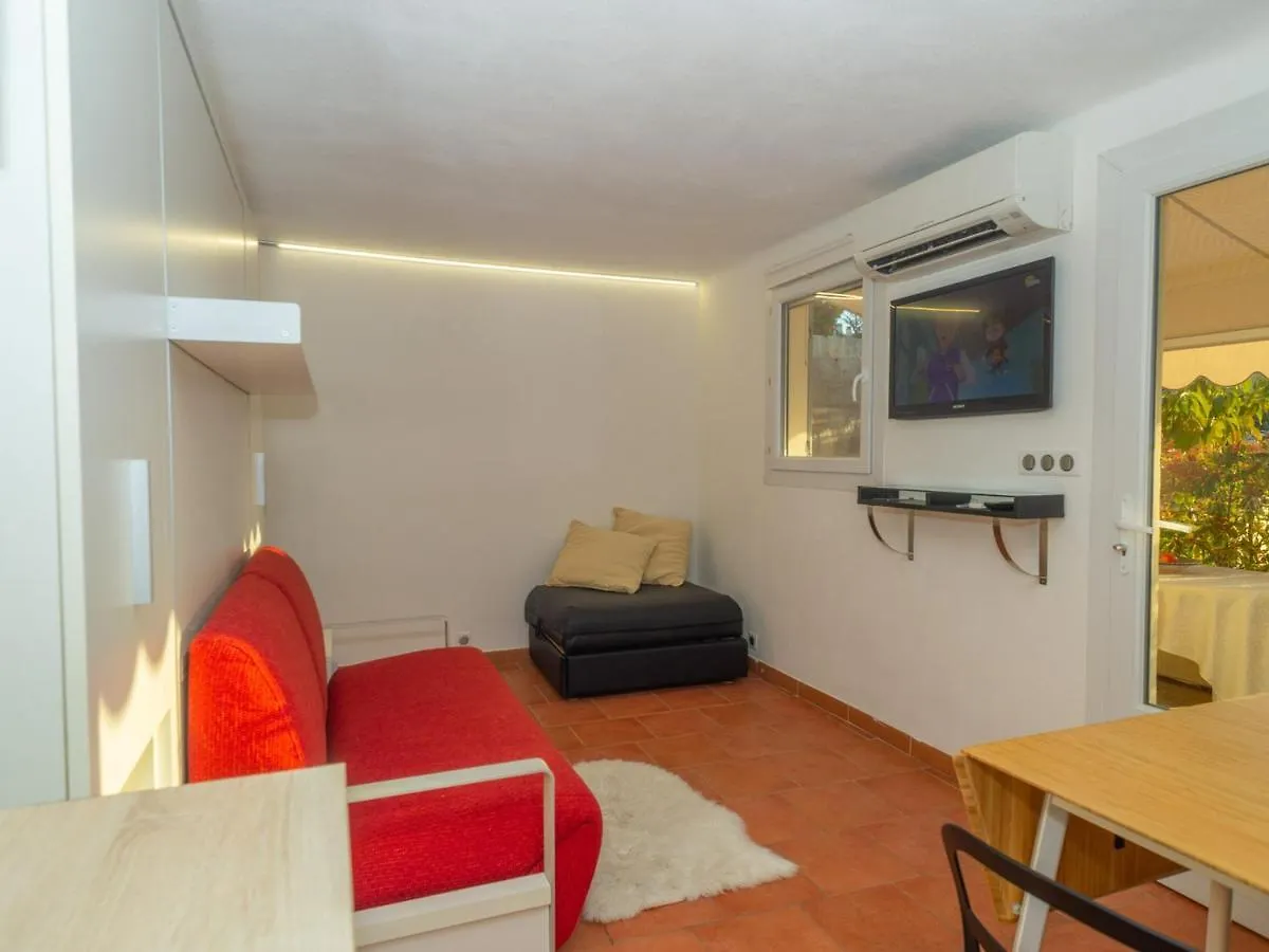 Apartament Charmant Studio Renove Avec Terrasse, Climatisation Et Wifi Gratuit - Fr-1-196-166 Mentona Francja