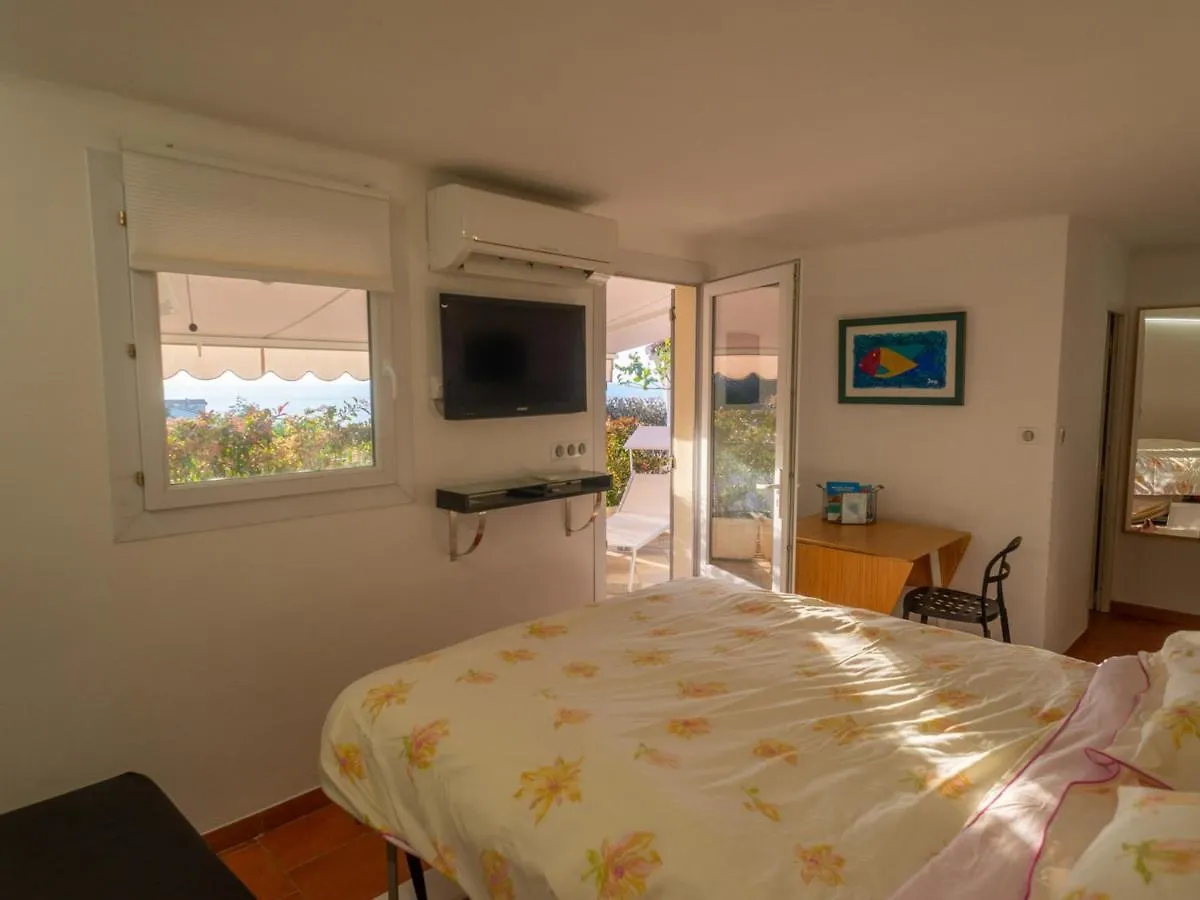 Apartament Charmant Studio Renove Avec Terrasse, Climatisation Et Wifi Gratuit - Fr-1-196-166 Mentona